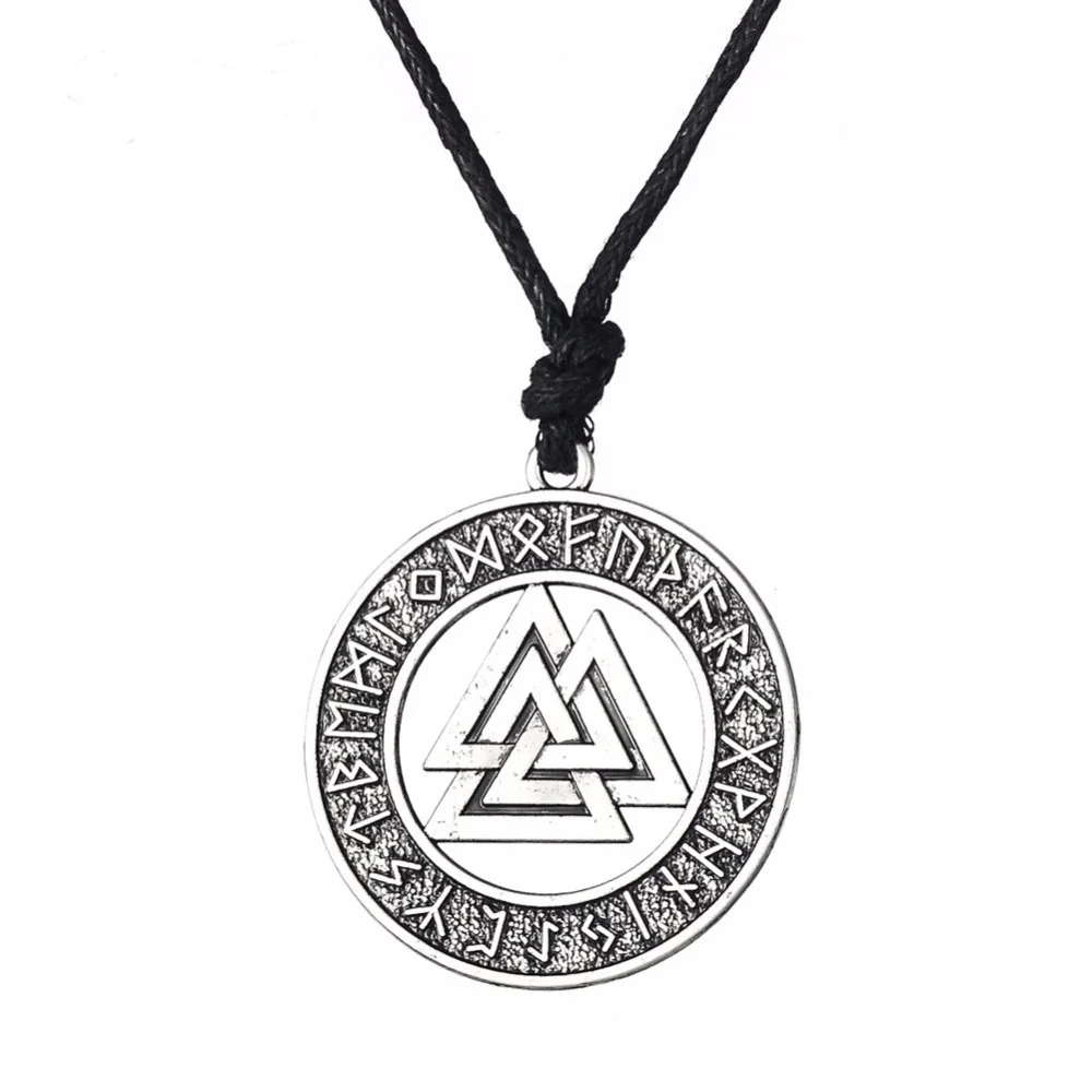 Viking Warrior Necklace – Valknut Rune Symbol of Odin