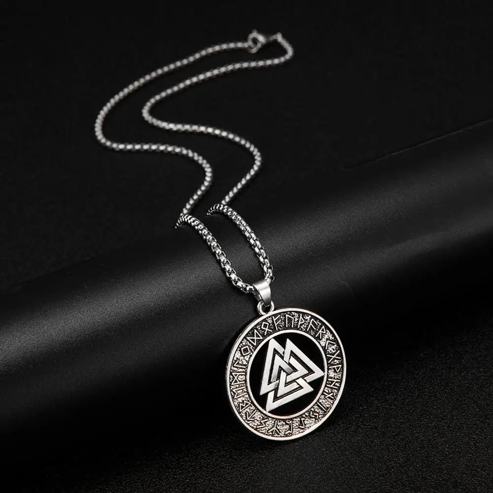 Viking Warrior Necklace – Valknut Rune Symbol of Odin