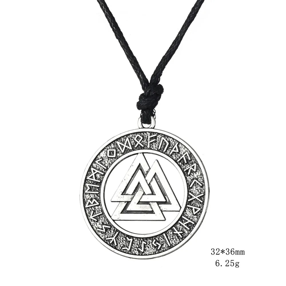 Viking Warrior Necklace – Valknut Rune Symbol of Odin