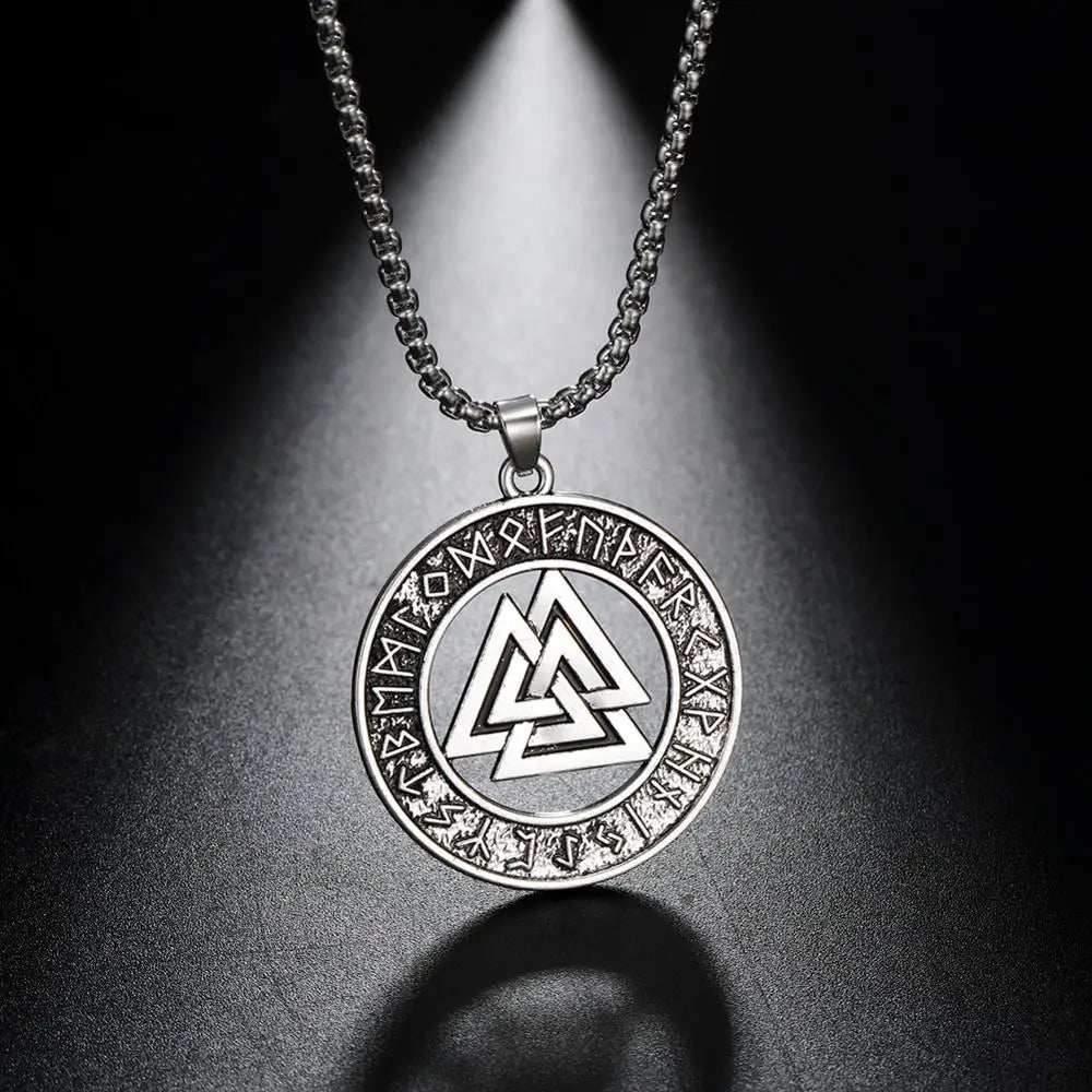 Viking Warrior Necklace – Valknut Rune Symbol of Odin