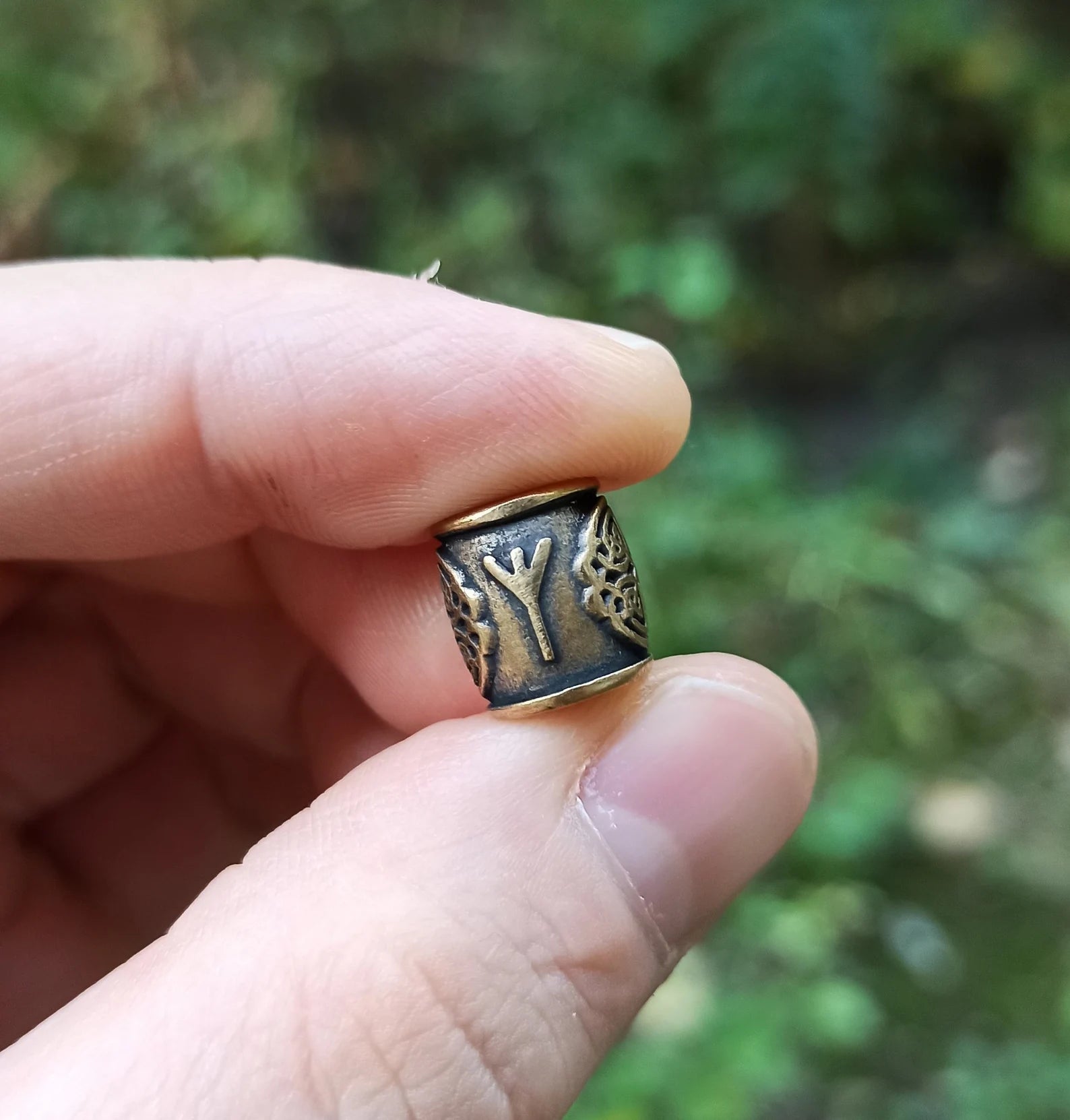 Algiz rune | viking beads | knife lanyard bead – Viking Accessories | Norse runes & Nordic jewelry