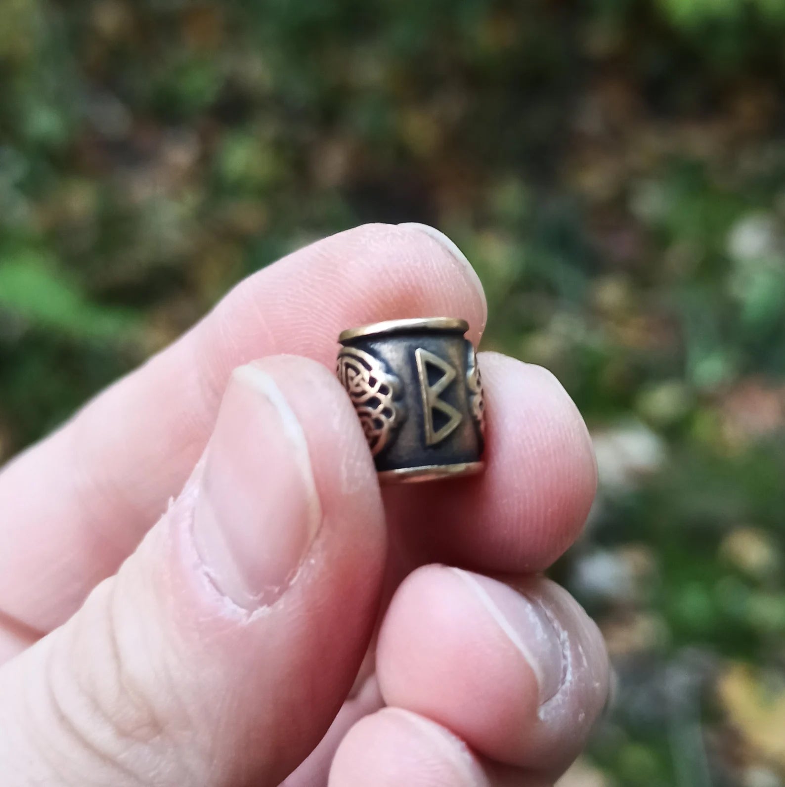 Berkana rune | viking beads | knife lanyard bead – Viking Accessories | Norse runes & Nordic jewelry