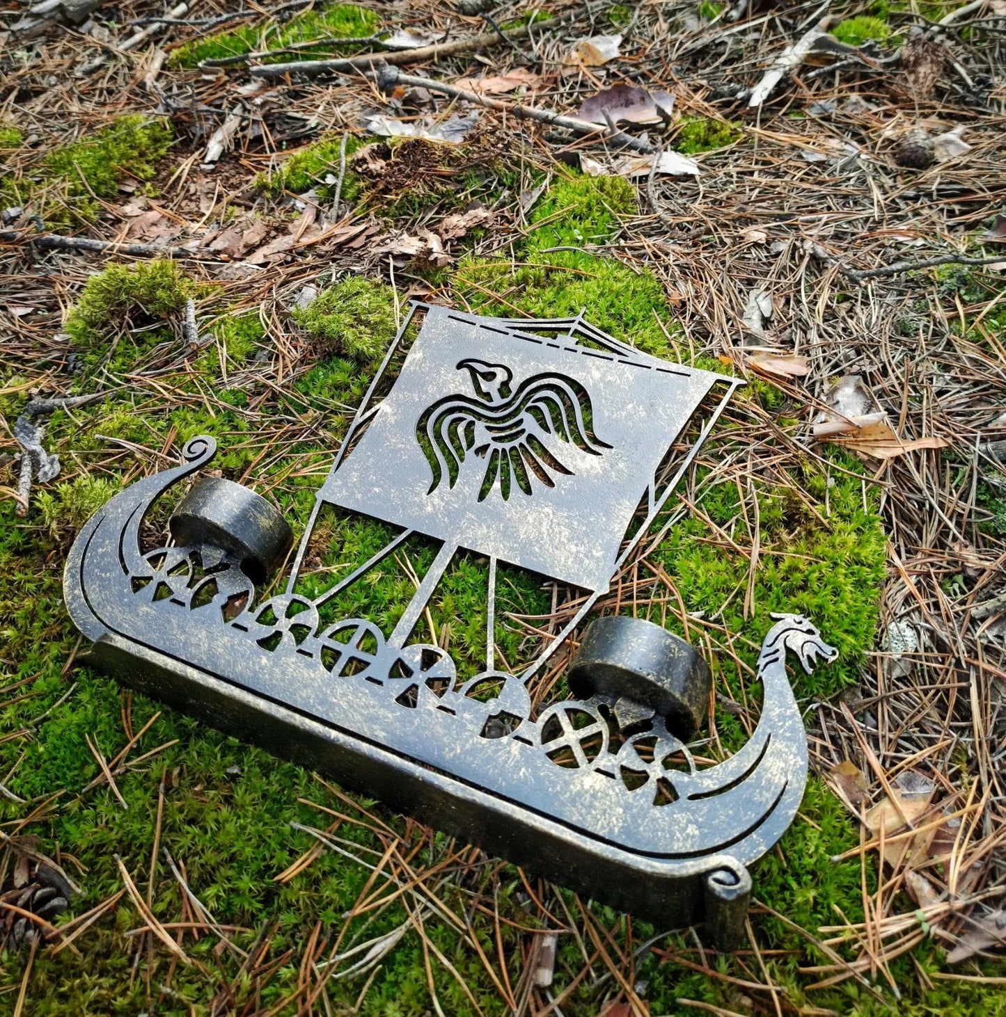 Drakkar Viking Ship Candleholder: Ragnar's Raven & Norse Runes – Viking home decor | Norse runes & Nordic jewelry