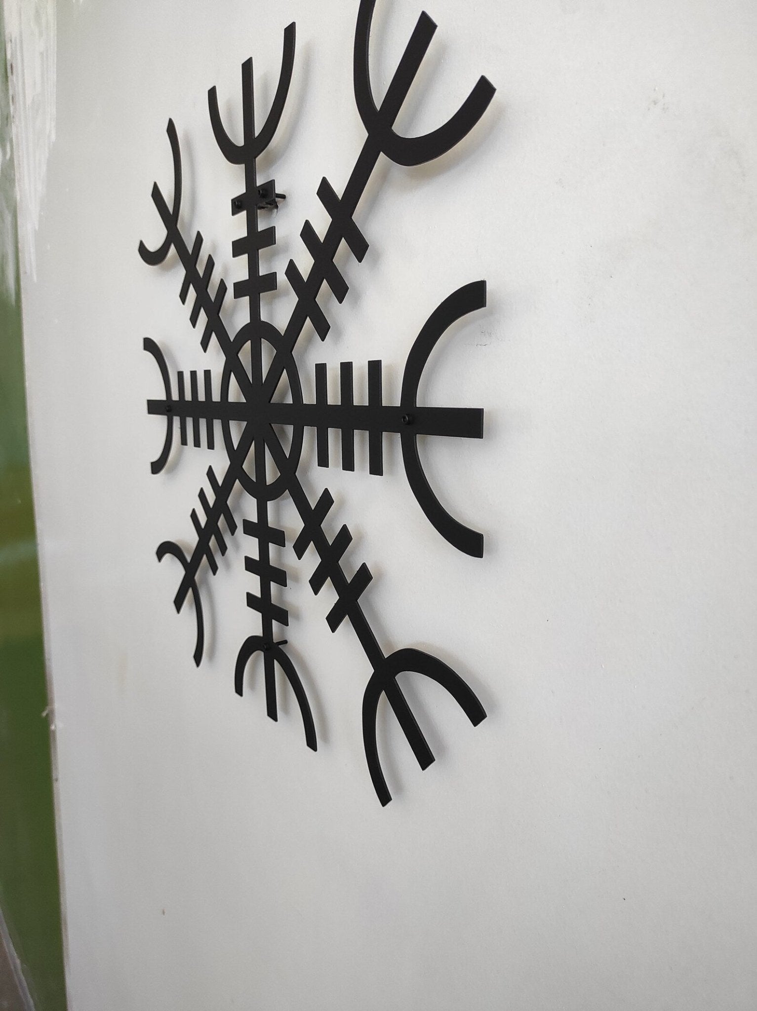 Helm of Awe Wall Art, Metal Wall Decor, Metal Wall Hangings – Viking home decor | Norse runes & Nordic jewelry