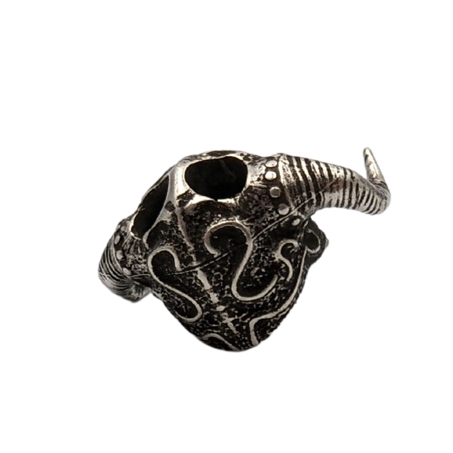 Horned viking helmet paracord bead | Knife lanyard – Viking Accessories | Norse runes & Nordic jewelry