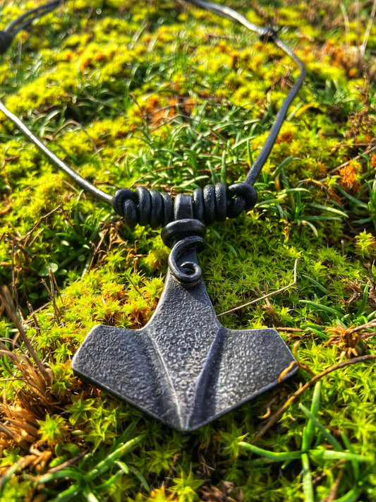 Thor's Hammer 4 Viking Mjolnir Hand Forged Norse Nordic Thor Asatru Gift Pendant – Viking Pendant | Norse runes & Nordic jewelry