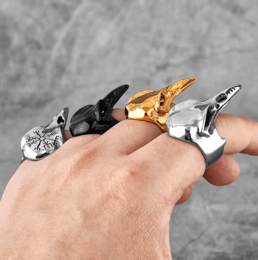 Viking Crow Skull Ring – Power & Wisdom in Stainless Steel – Viking jewerly | Norse runes & Nordic jewelry