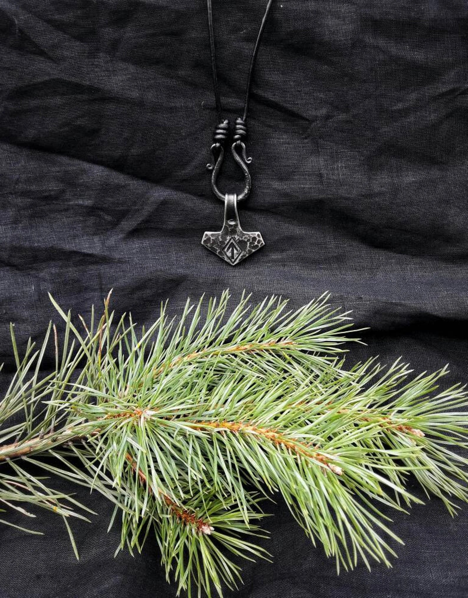 Viking Gift Set Wall Decor Aegishjalmur + Drakkar Candlestick + Mjolnir Tiwaz – Viking home decor | Norse runes & Nordic jewelry