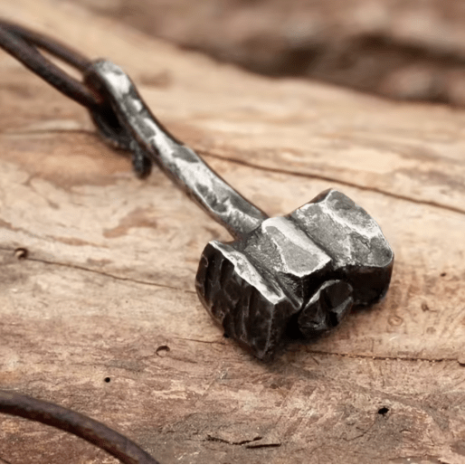 Viking Thor's Hammer (Mjolnir) Pendant Necklace – Viking jewerly | Norse runes & Nordic jewelry