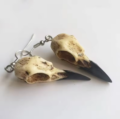 Raven Skull Earrings – Gothic Resin Crow Jewelry for Women