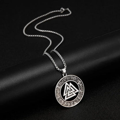 Viking Warrior Necklace – Valknut Rune Symbol of Odin
