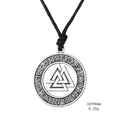 Viking Warrior Necklace – Valknut Rune Symbol of Odin