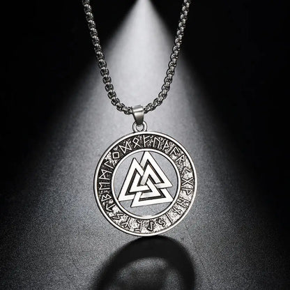 Viking Warrior Necklace – Valknut Rune Symbol of Odin