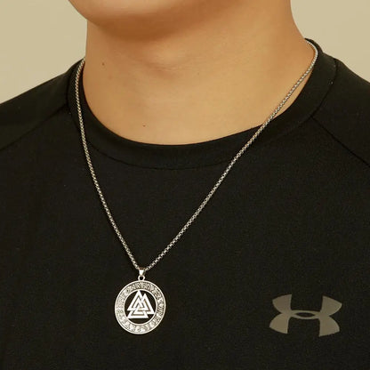 Viking Warrior Necklace – Valknut Rune Symbol of Odin