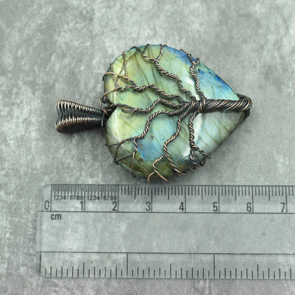 Copper Tree of Life Pendant with Labradorite Gemstone – Viking jewerly | Norse runes & Nordic jewelry