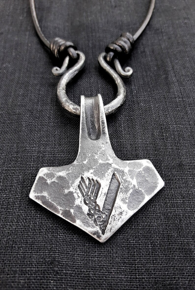 Hand Forged Viking Mjolnir Thor Hammer 5 V Scandinavian Odin Thor Asatru Gift – Viking jewelry | Norse runes & Nordic jewelry