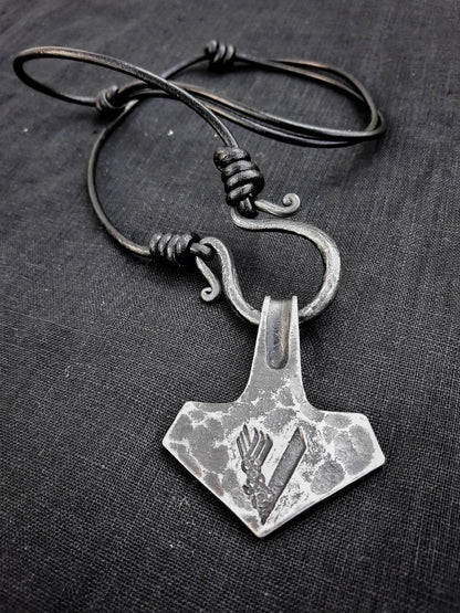 Hand Forged Viking Mjolnir Thor Hammer 5 V Scandinavian Odin Thor Asatru Gift – Viking jewerly | Norse runes & Nordic jewelry