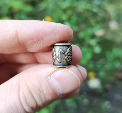 Eihwaz rune | Viking beads | Norse runes knife lanyard bead