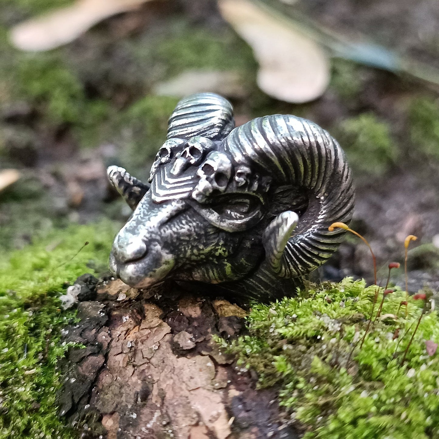 Viking ram head ring | Norse goat horns jewelry and skull