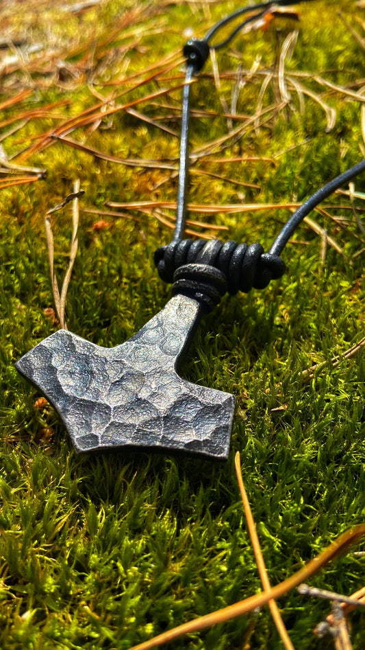 Viking Thor's Hammer 3 Forged Iron Mjolnir Pendant Jewelry Skyrim pendant Necklace