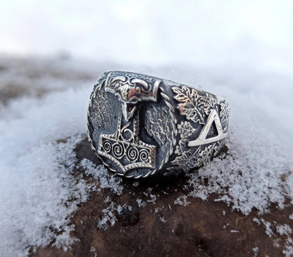 Mjolnir Signet ring | Thurisaz rune | Norse Viking mens Jewelry – Viking jewerly | Norse runes & Nordic jewelry