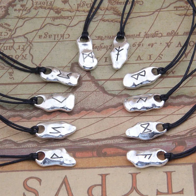 Viking Rune Pendant Necklace – Norse Symbol Amulet – Viking jewerly | Norse runes & Nordic jewelry